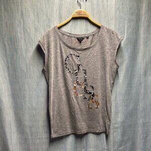 Guess Gray Graphic Cap Sleeve vintage T-shirt size medium